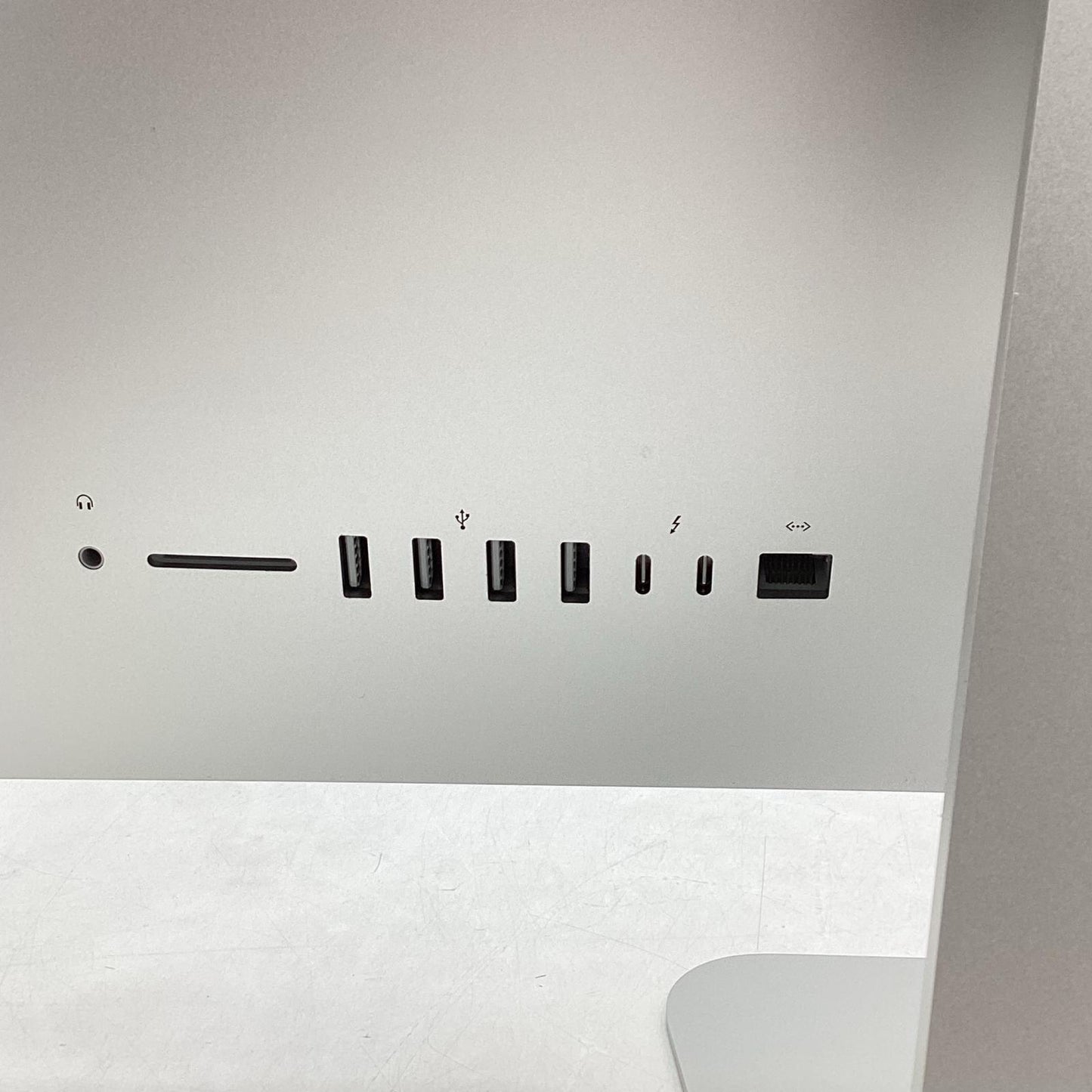 【全額返金保証】【最速発送】Apple iMac 21.5インチ Intel Core i5 16GB SSD 256GB シルバー 超美品 動作確認済