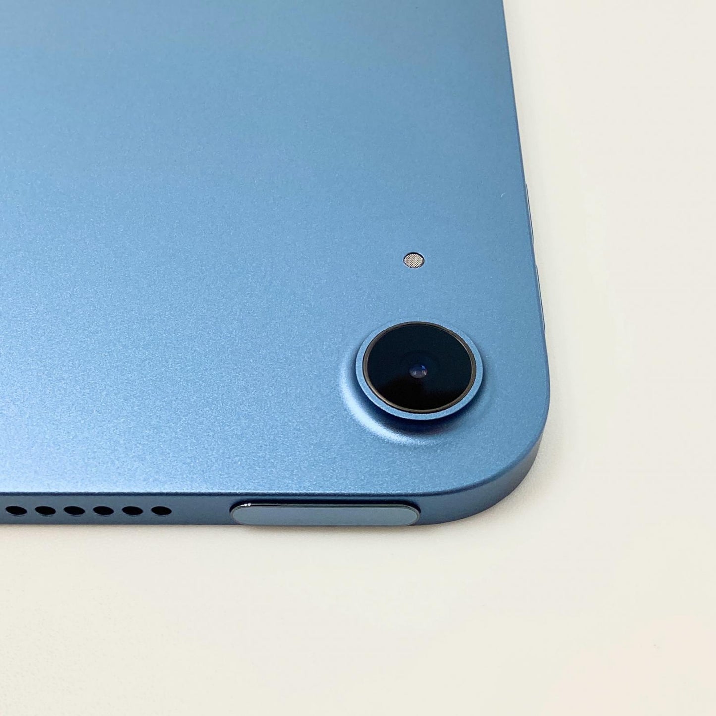【全額返金保証】【最速発送】Apple iPad iPad Air 10.9インチ 第5世代 64GB ブルー Wi-Fi 超美品 動作確認済