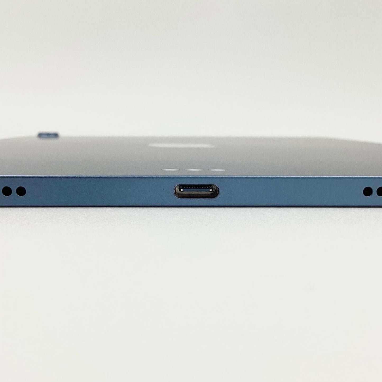 【全額返金保証】【最速発送】Apple iPad iPad Air 10.9インチ 第5世代 64GB ブルー Wi-Fi 超美品 動作確認済