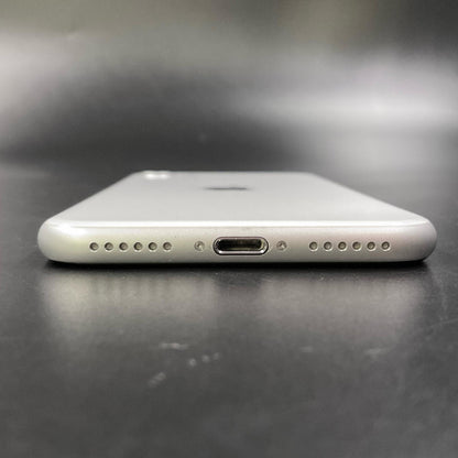 【全額返金保証】【最速発送】Apple iPhone iPhone SE（第2世代） 128GB ホワイト Softbank 白ロム 動作確認済 83%