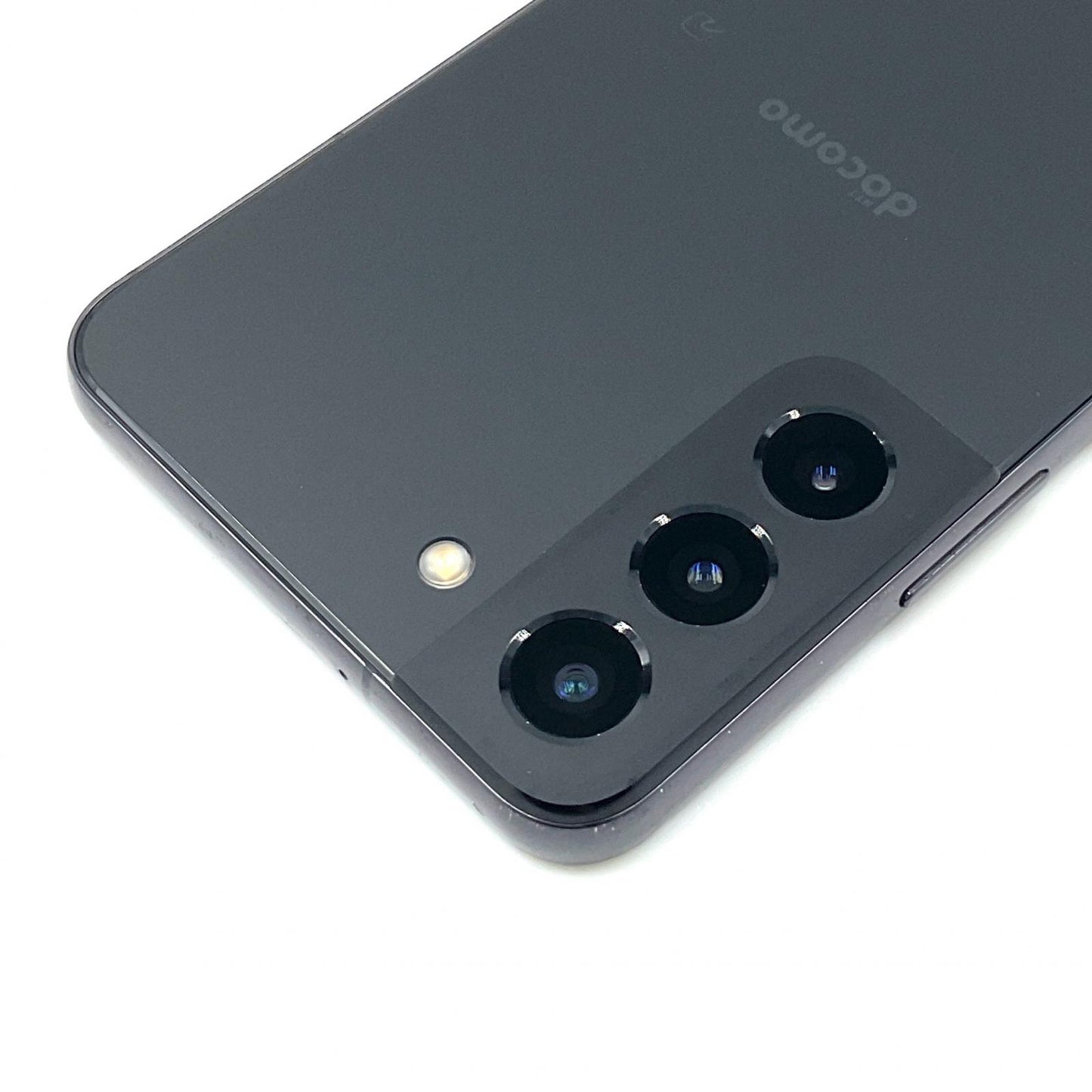 【全額返金保証】【最速発送】SAMSUNG Galaxy S22 256GB ファントムブラック docomo SC-51C 白ロム 動作確認済