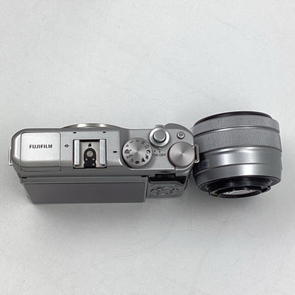 【全額返金保証】【最速発送】FUJIFILM デジタル一眼 X-A5 レンズキット シルバー 美品 動作確認済