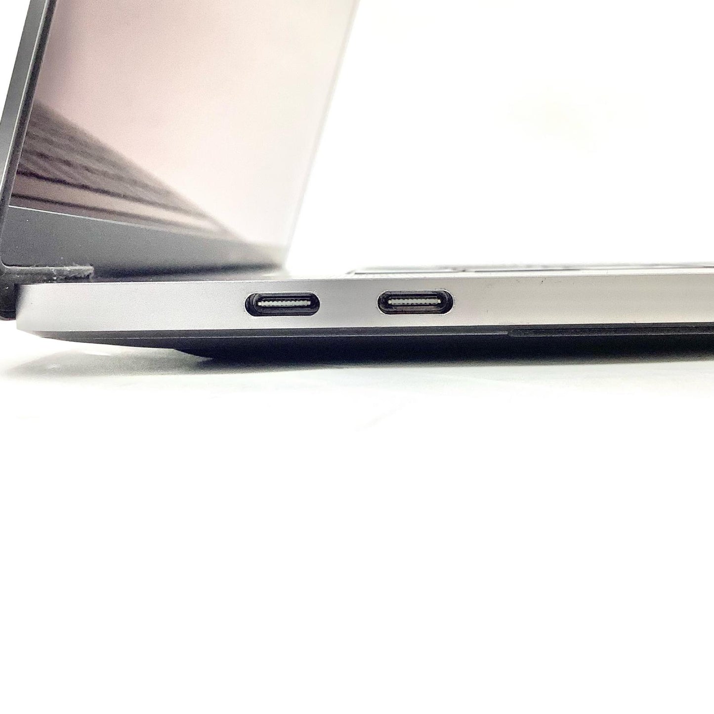 【全額返金保証】【最速発送】Apple MacBook Pro 15インチ 2019 2.3GHz 8コア Intel Core i9 16GB SSD 512GB スペースグレイ 84% 動作確認済