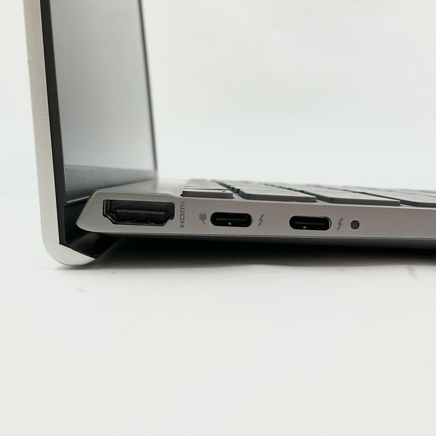 【全額返金保証】【最速発送】DELL Inspiron P145G Intel Core i5-11300H 8GB M.2 SSD 256GB 100% 美品 動作確認済