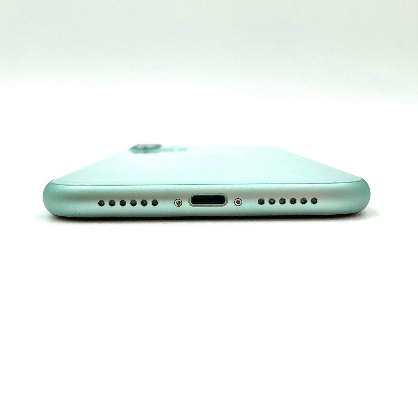 【全額返金保証】【最速発送】Apple iPhone iPhone 11 64GB グリーン au 白ロム 動作確認済 84%