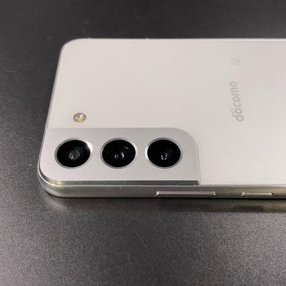【全額返金保証】【最速発送】SAMSUNG Galaxy S22 256GB ファントムホワイト docomo SC-51C 白ロム 動作確認済