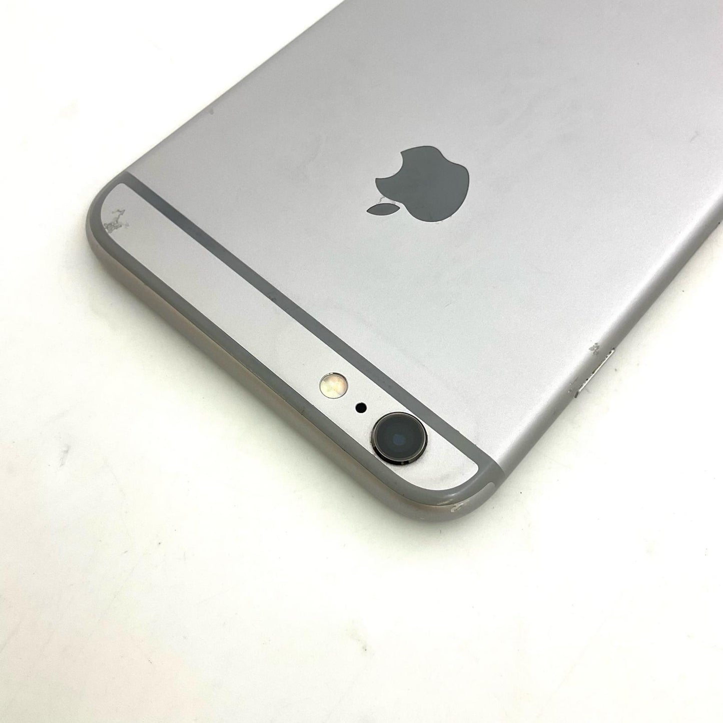 【全額返金保証】【最速発送】Apple iPhone iPhone 6ｓplus 64GB スペースグレイ Softbank 白ロム 動作確認済 81%