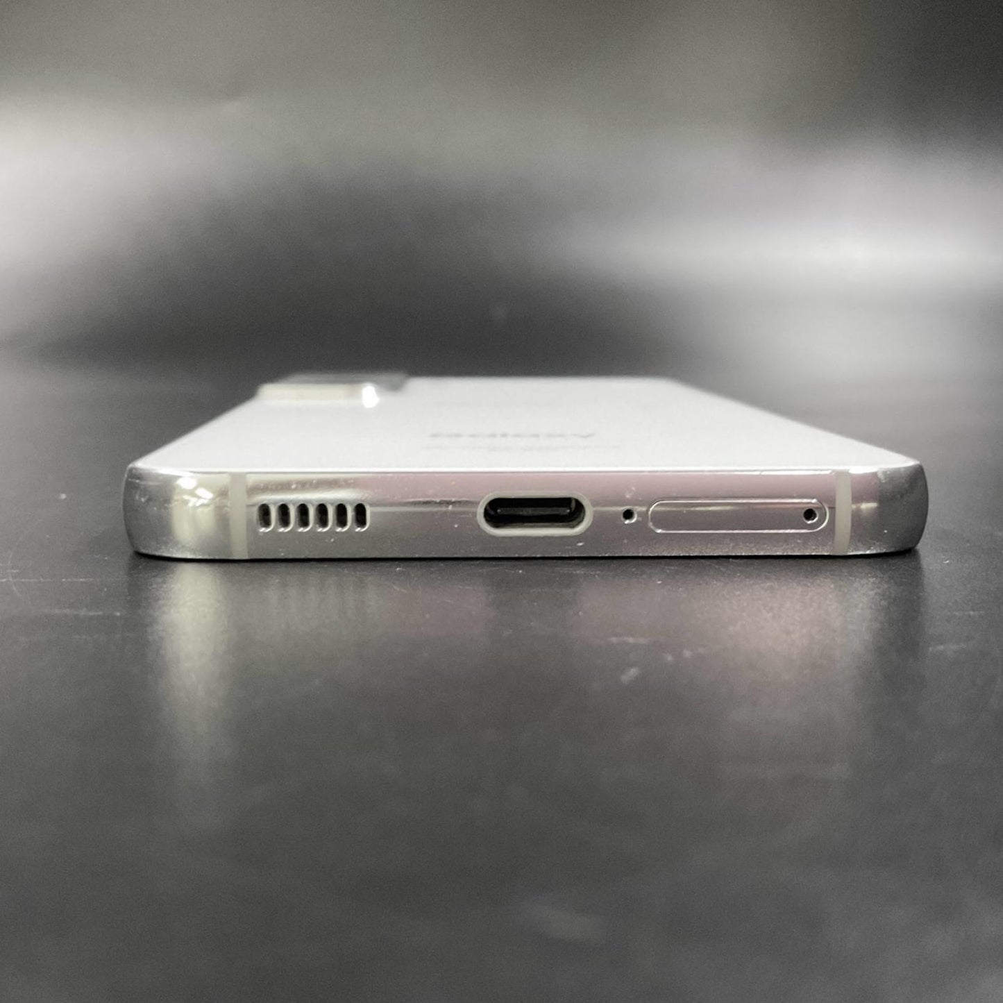【全額返金保証】【最速発送】SAMSUNG Galaxy S22 256GB ファントムホワイト docomo SC-51C 動作確認済