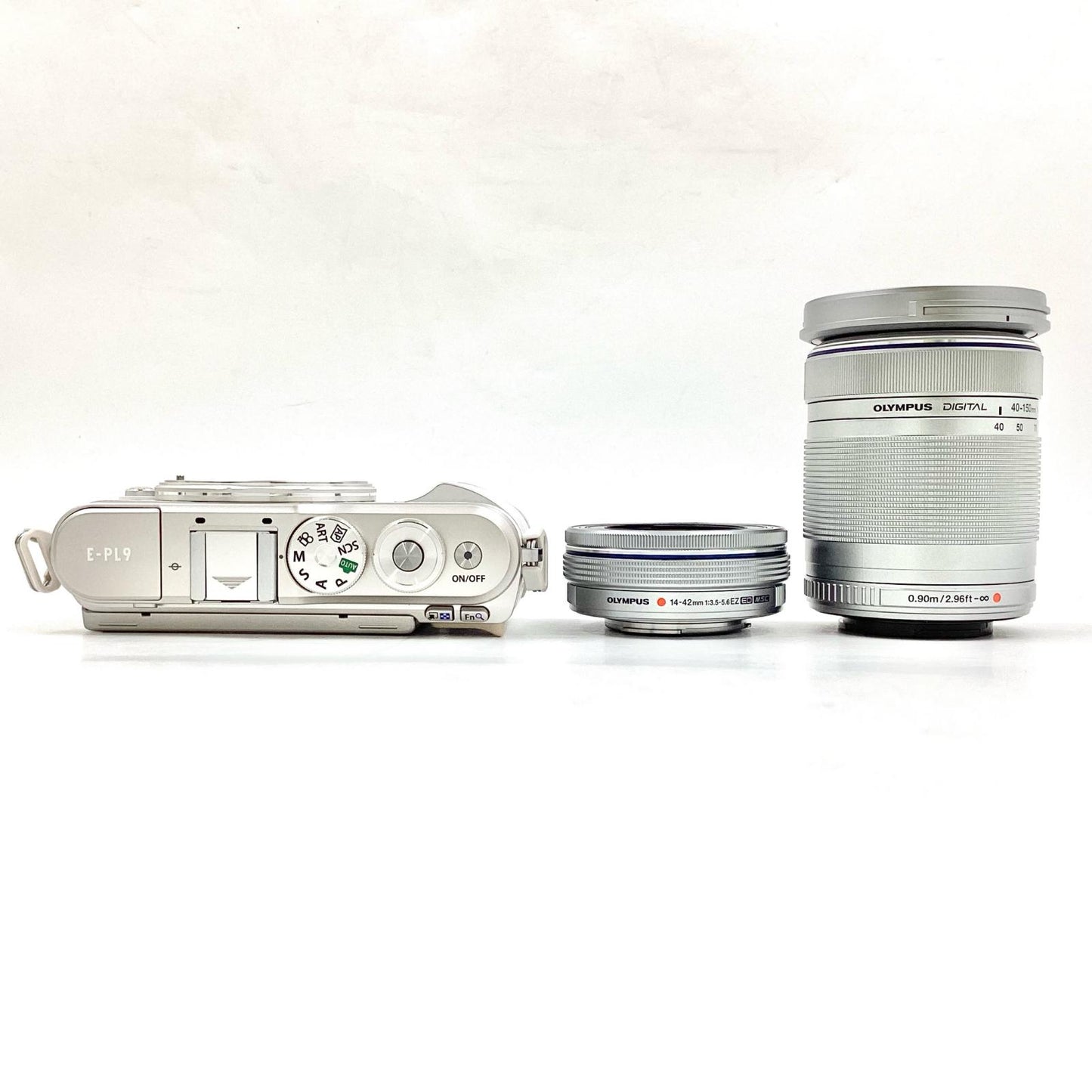 【全額返金保証】【最速発送】OLYMPUS デジタル一眼 PEN E-PL9 EZダブルズームキット ホワイト 美品 動作確認済