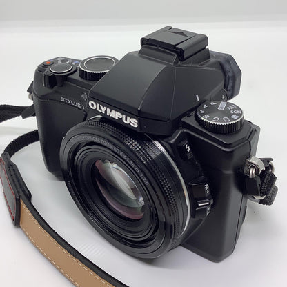 【全額返金保証】【最速発送】OLYMPUS コンパクトデジタルカメラ STYLUS 1 動作確認済