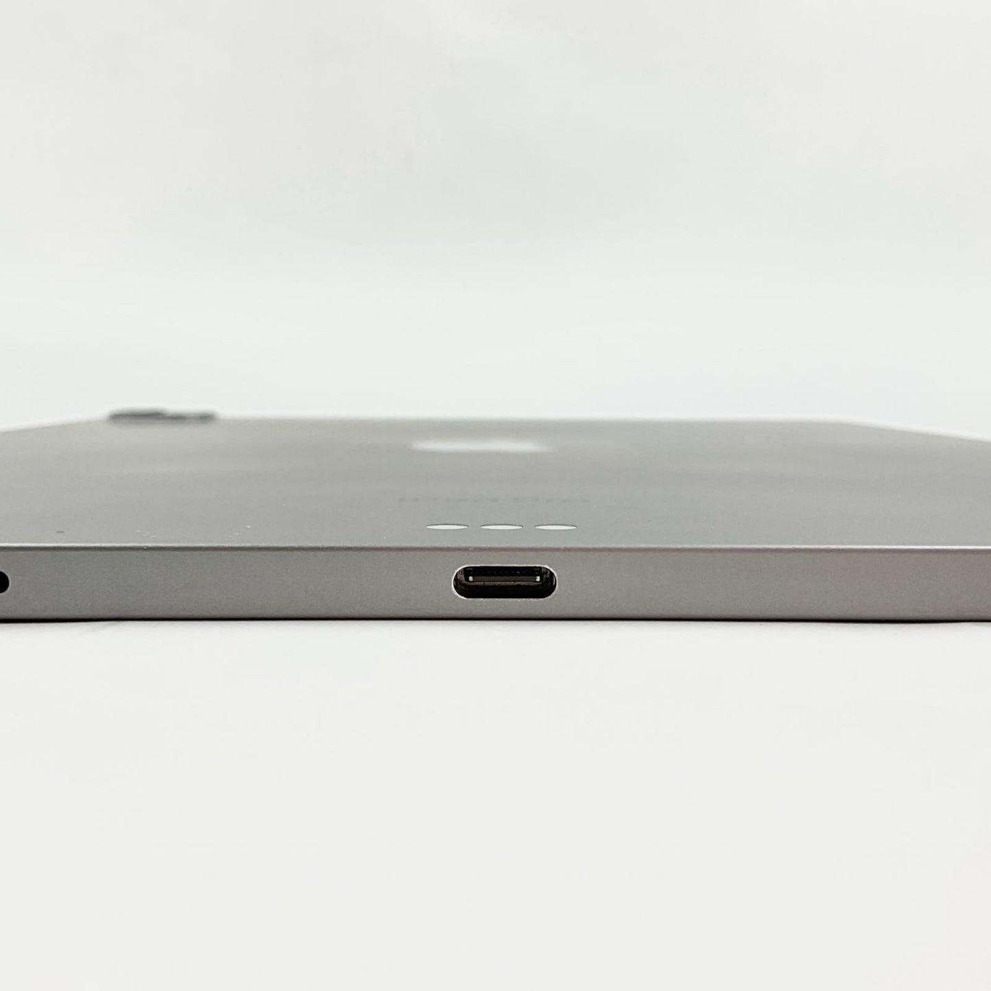 【最速発送】Apple iPad Pro 12.9インチ 第6世代 128GB スペースグレイ Wi-Fi【難有】