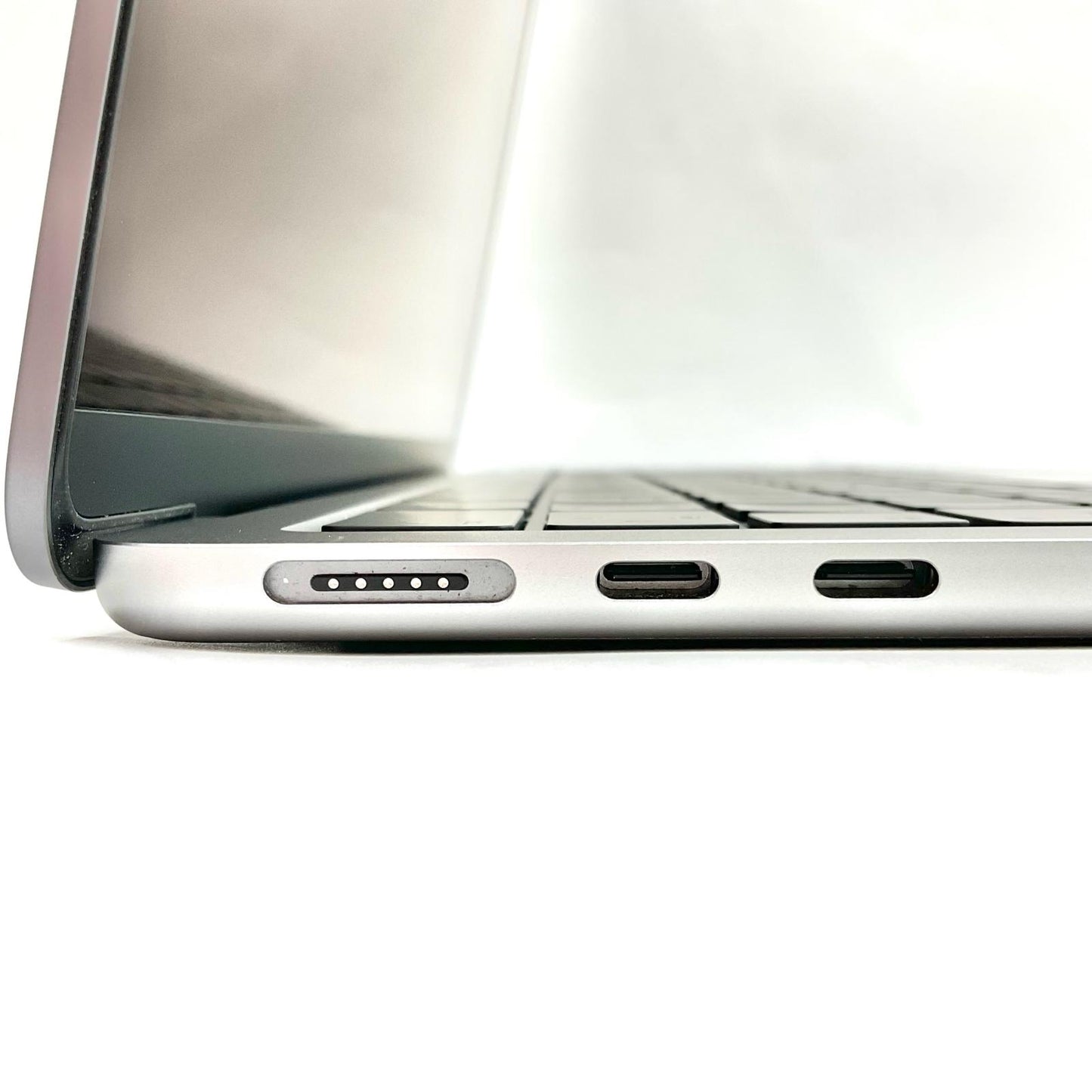 【全額返金保証】【最速発送】Apple MacBook Air 13.6インチ 2022 Apple M2 8GB SSD 256GB スペースグレイ 100% 動作確認済