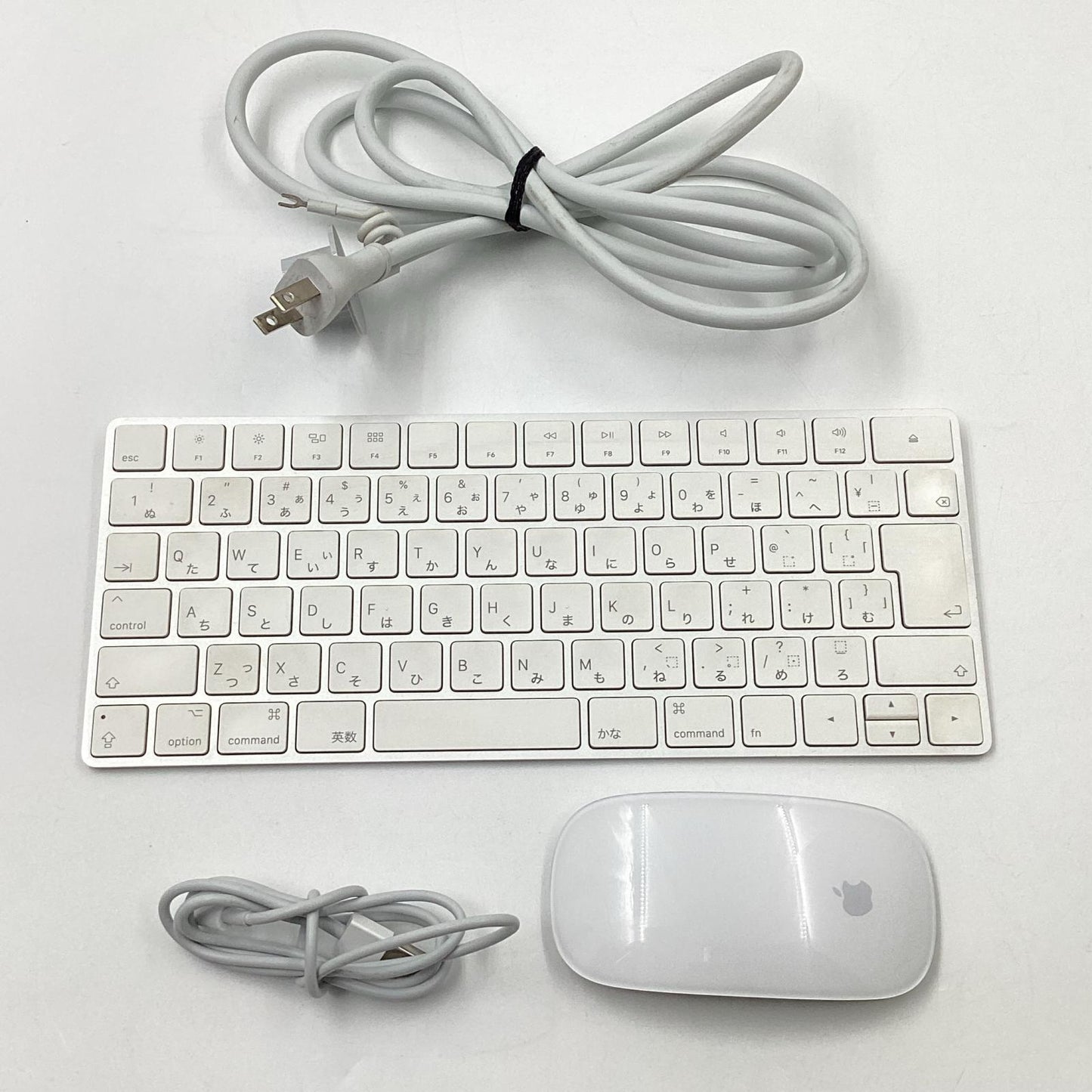 【全額返金保証】【最速発送】Apple iMac 21.5インチ クアッドコア intel core i3 8GB SSD 256GB シルバー 美品 動作確認済