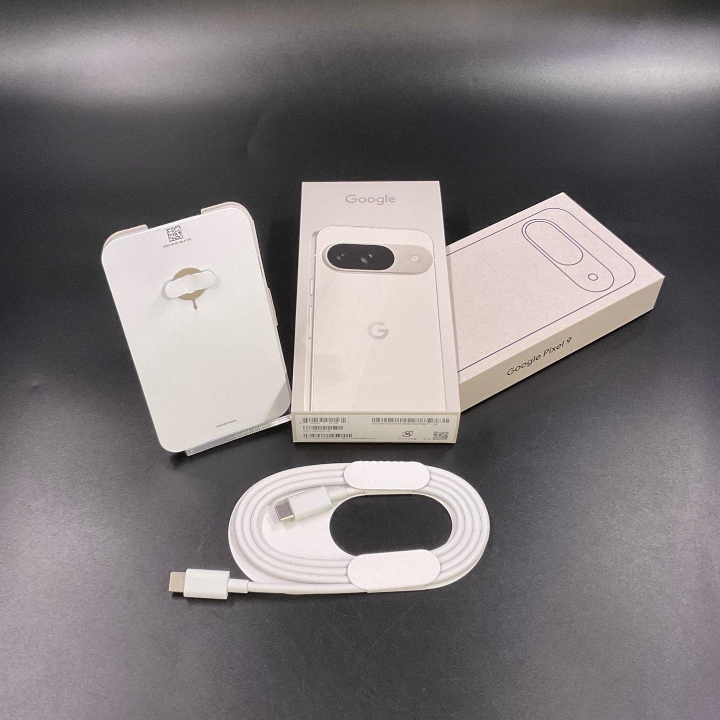 【全額返金保証】【最速発送】Google Pixel 9 256GB ポーセリン SIMフリー G1B60 白ロム 超美品 動作確認済