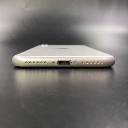 【全額返金保証】【最速発送】Apple iPhone iPhone SE（第3世代） 128GB スターライト Softbank 白ロム 動作確認済 81%