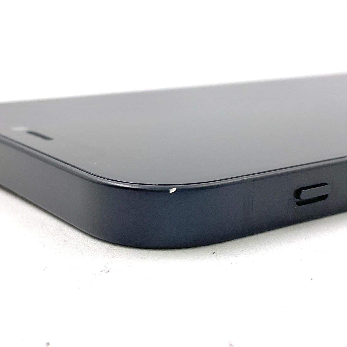 【全額返金保証】【最速発送】Apple iPhone iPhone 12 64GB ブラック docomo 白ロム 動作確認済 84%