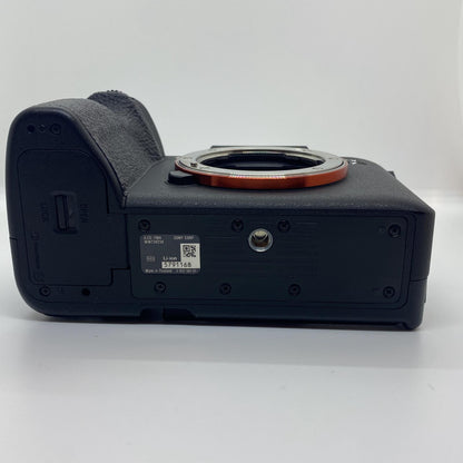 【全額返金保証】【最速発送】Sony デジタル一眼 α7 IV ILCE-7M4 ボディ ブラック 美品 動作確認済