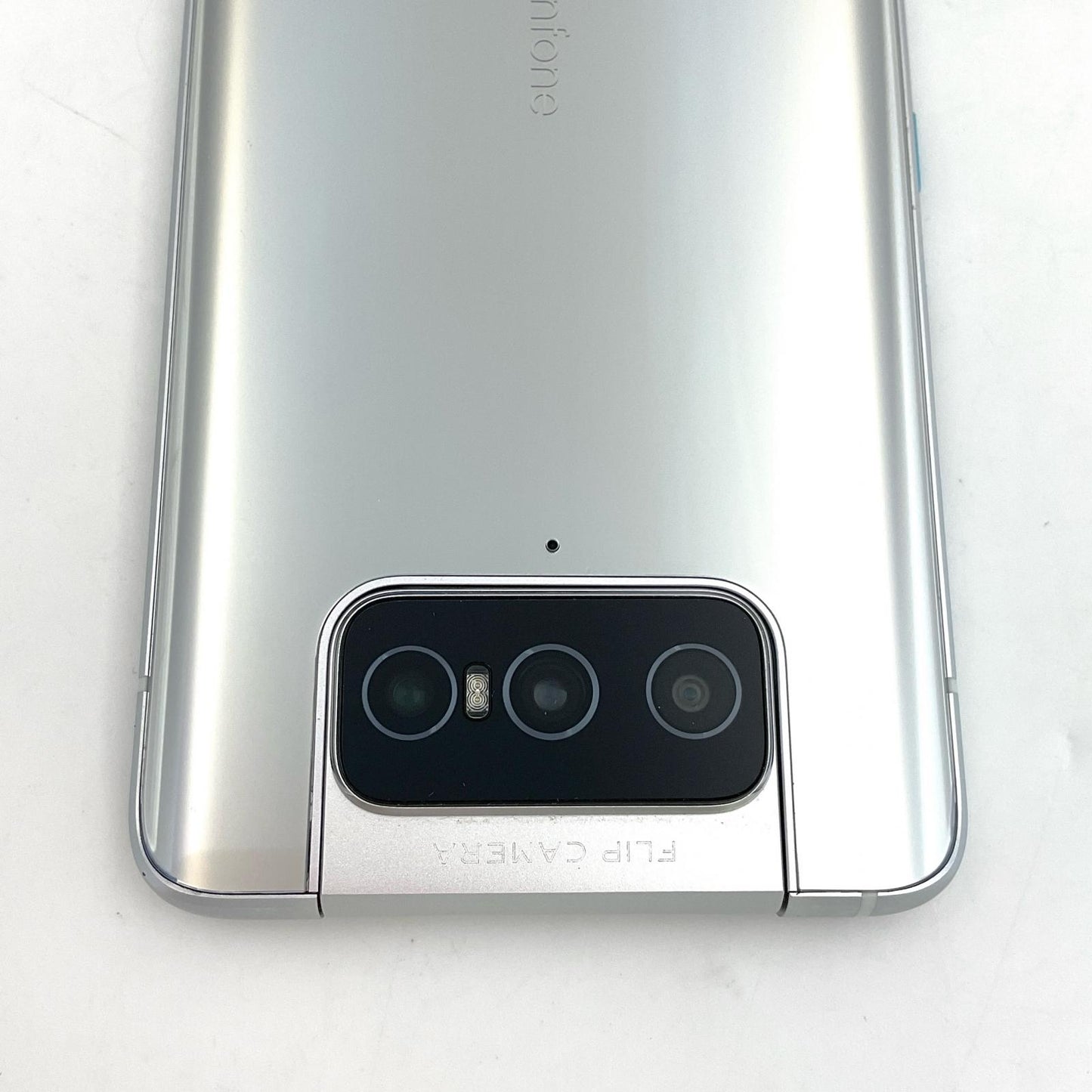 【全額返金保証】【最速発送】ASUS Zenfone 8 Flip 256GB グレイシアシルバー SIMフリー ZS672KS 白ロム 動作確認済