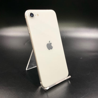 【全額返金保証】【最速発送】Apple iPhone iPhone SE（第3世代） 128GB ホワイト docomo 白ロム 動作確認済 78%