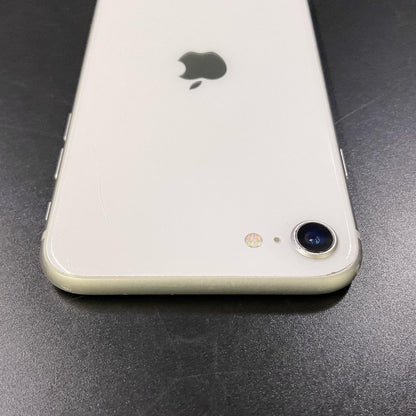 【全額返金保証】【最速発送】Apple iPhone iPhone SE（第3世代） 128GB docomo 白ロム 動作確認済 76%