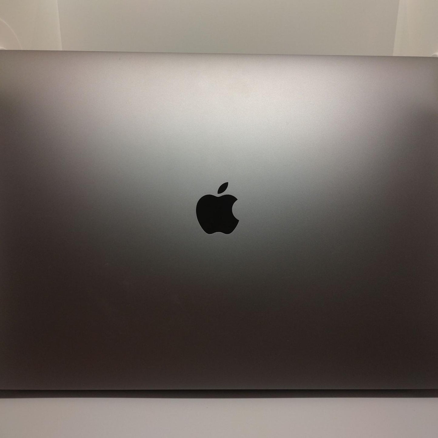 【全額返金保証】【最速発送】Apple MacBook Pro 16インチ 2019 2.3GHz 8コア Intel Core i9 32GB HDD 1TB スペースグレイ 美品 動作確認済