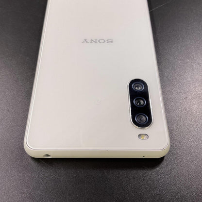 【最速発送】Sony Xperia 10 III 128GB ホワイト docomo SO-52B 白ロム【難有】
