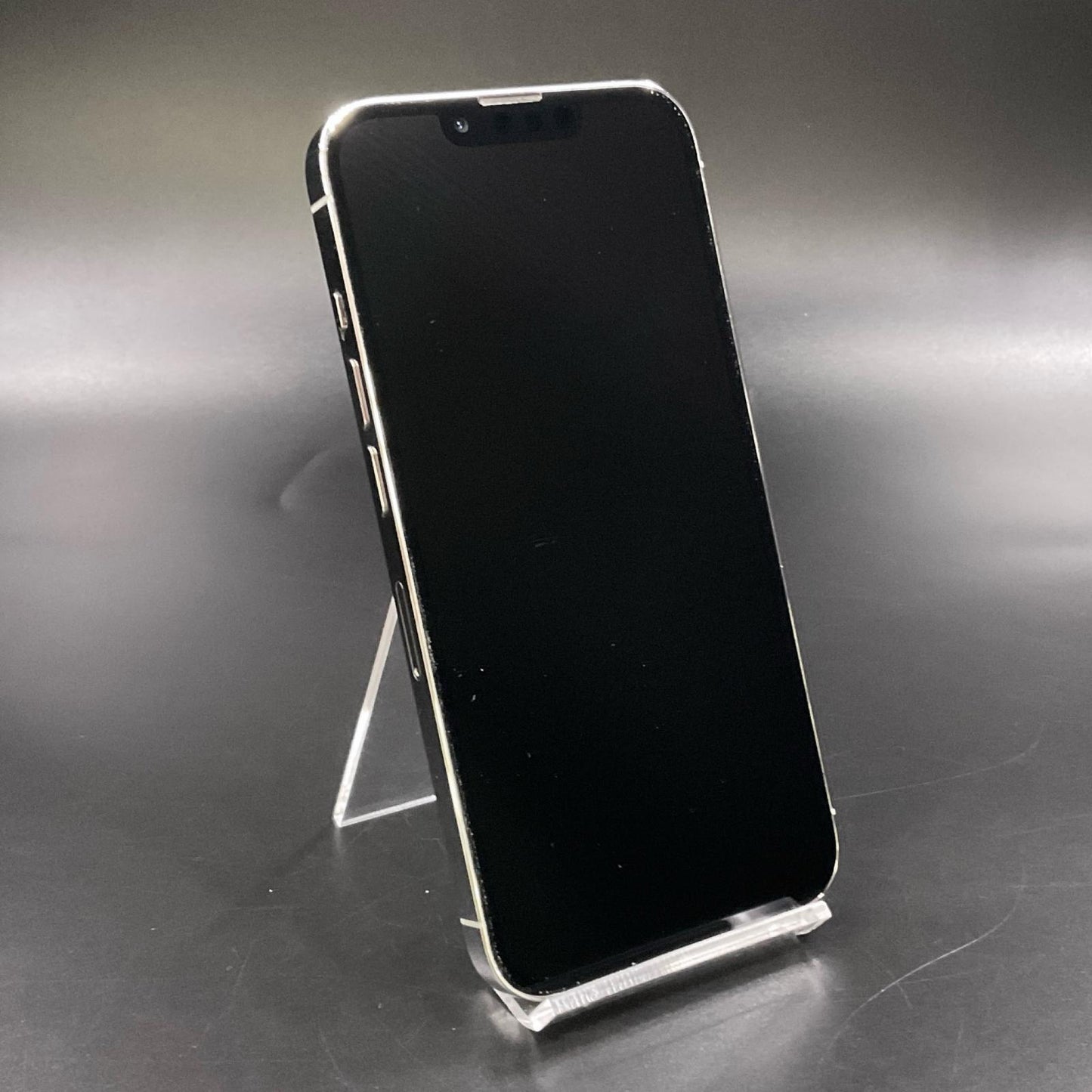 【全額返金保証】【最速発送】Apple iPhone iPhone 13 Pro 256GB シルバー docomo 白ロム 動作確認済 76%