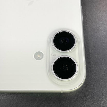 【全額返金保証】【最速発送】Apple iPhone iPhone 15 Pro 256GB ホワイト docomo SIMフリー 白ロム 超美品 動作確認済 91%