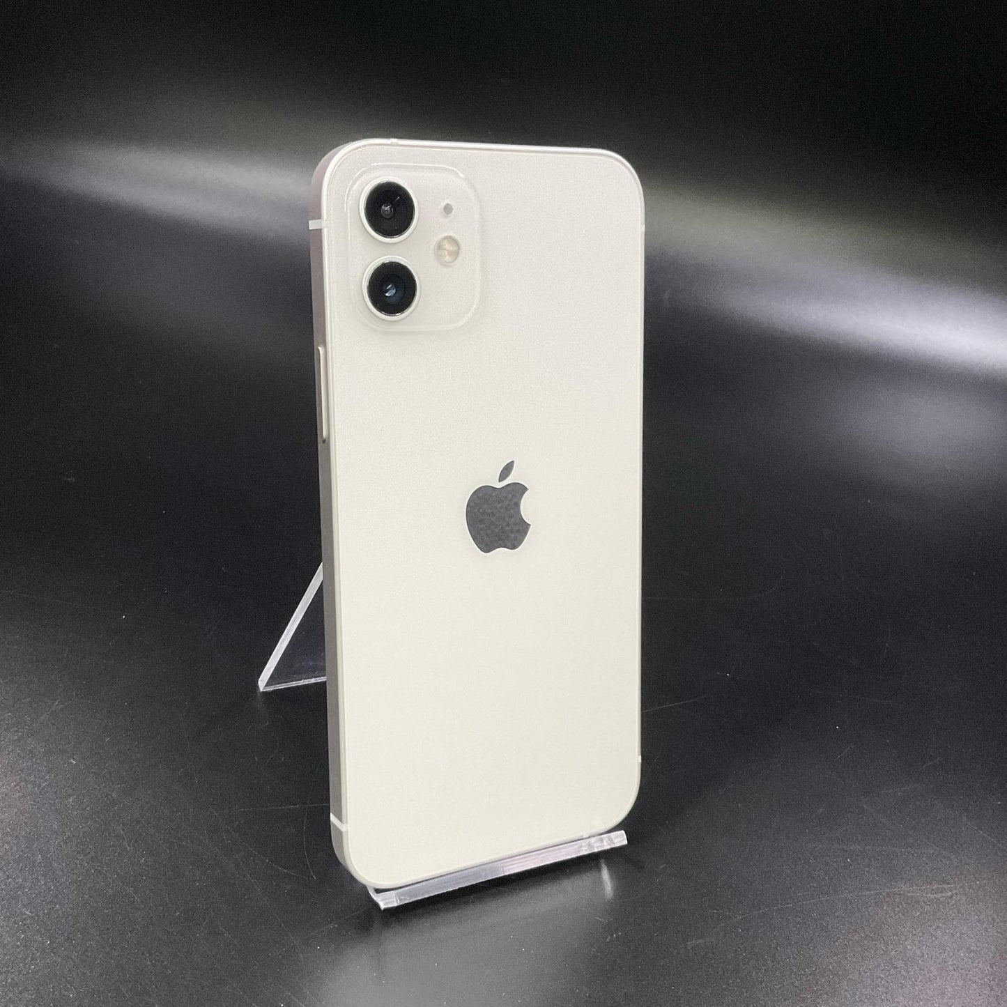 【全額返金保証】【最速発送】Apple iPhone iPhone 12 64GB ホワイト au 白ロム 美品 動作確認済 86%