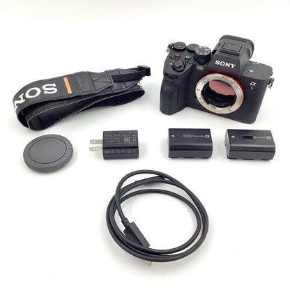 【全額返金保証】【最速発送】Sony デジタル一眼 α7 IV ILCE-7M4 ボディ ブラック 美品 動作確認済