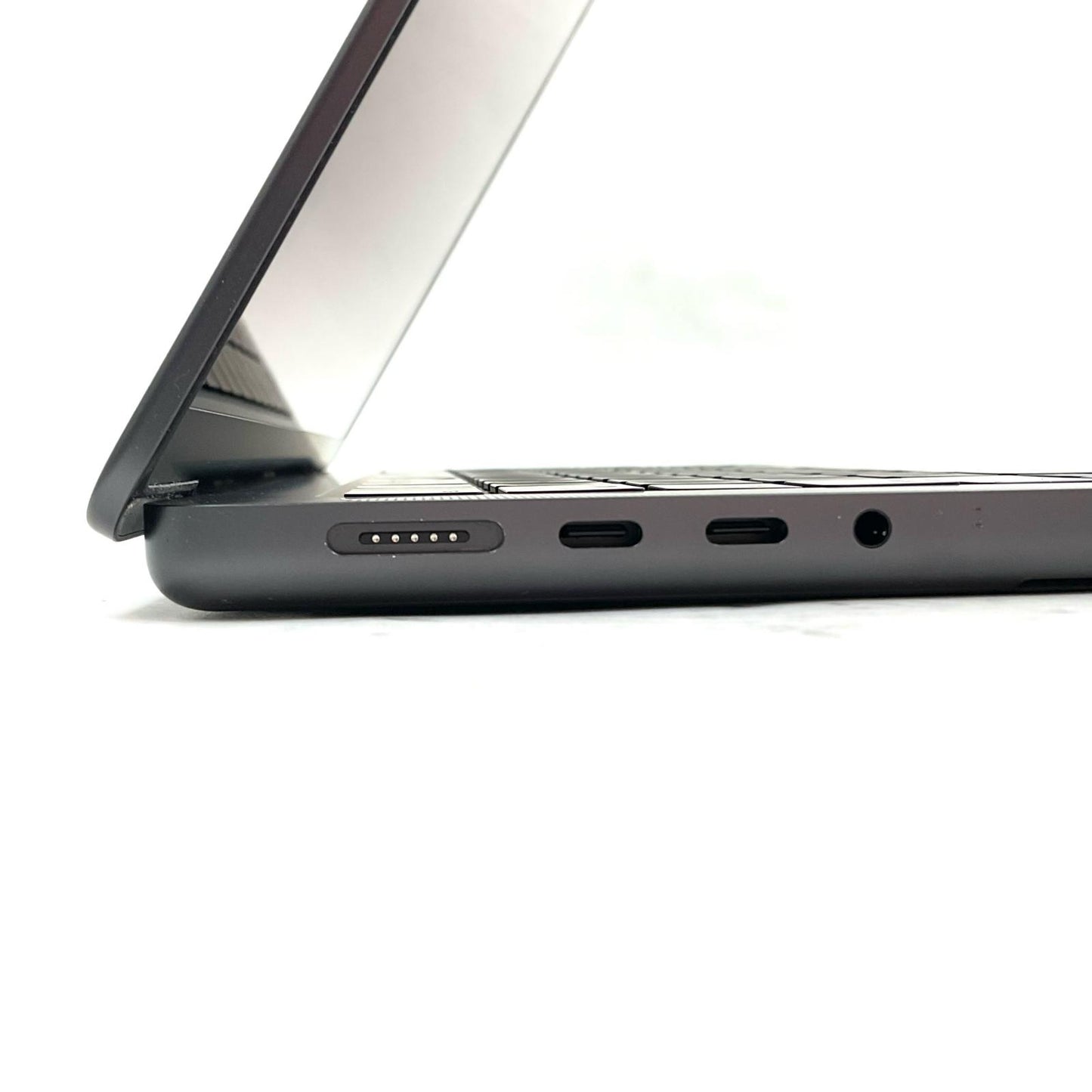 【全額返金保証】【最速発送】Apple MacBook Pro 14インチ 2024 Apple M4 16GB 512GB スペースブラック 100% 超美品 動作確認済