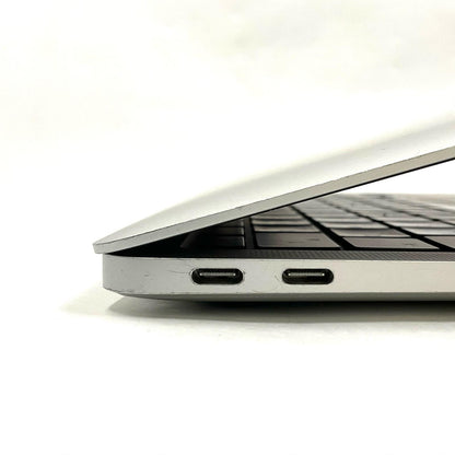 【全額返金保証】【最速発送】Apple MacBook Air Air 13インチ 2020 1.1 GHz クアッドコア intel Core i5 8GB 256GB シルバー 美品 動作確認済