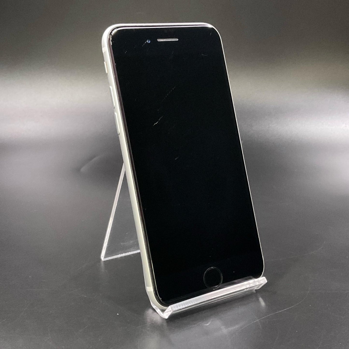 【全額返金保証】【最速発送】Apple iPhone iPhone SE（第2世代） 64GB ホワイト docomo 白ロム 動作確認済 78%