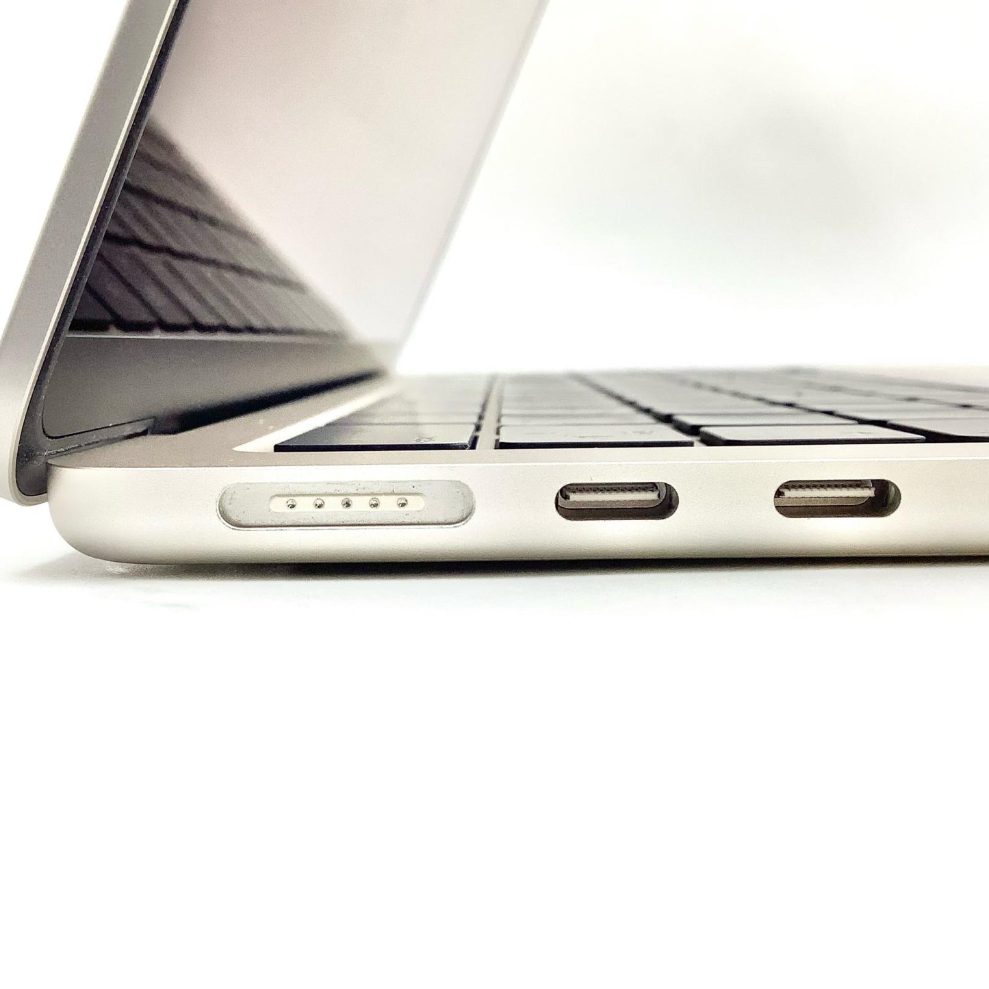【全額返金保証】【最速発送】Apple MacBook Air 13.6インチ 2022 Apple M2 16GB SSD 512GB スターライト 85% 動作確認済