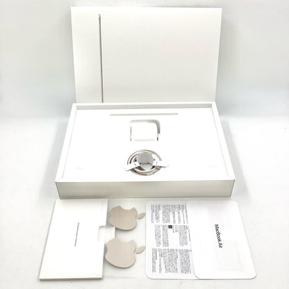 【全額返金保証】【最速発送】Apple MacBook Air 13.6インチ 2022 Apple M2 16GB SSD 512GB スターライト 85% 動作確認済