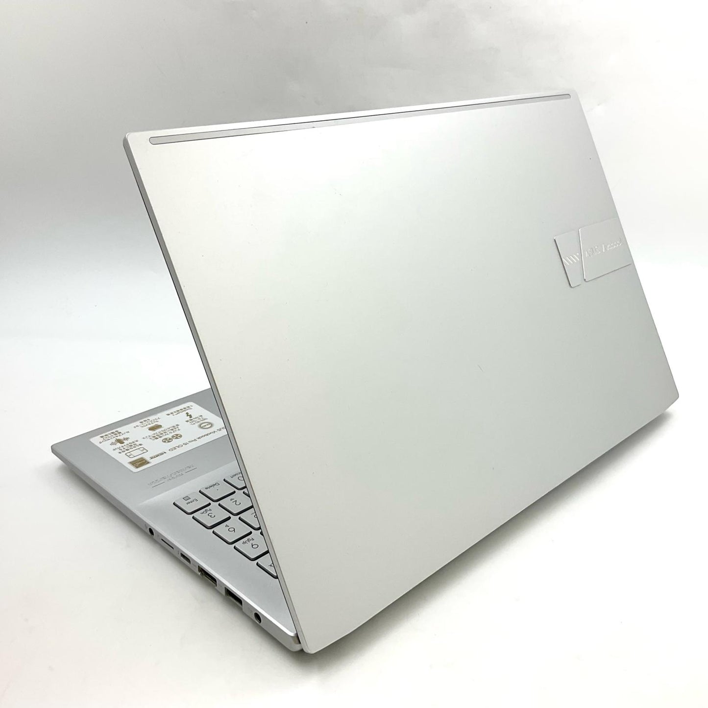 【全額返金保証】【最速発送】ASUS Vivobook Pro K3500P Intel Core i5 11300H 3.10GHz 8GB M.2 SSD 512GB GeForce GTX 1650 with Max-Q Design 87.7% 動作確認済