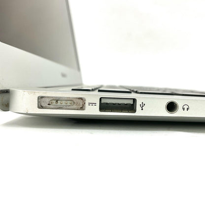 【全額返金保証】【最速発送】Apple MacBook Air Air 13インチ 2013 1.3 GHz デュアルコアintel Core i5 4GB SSD 256GB シルバー 動作確認済