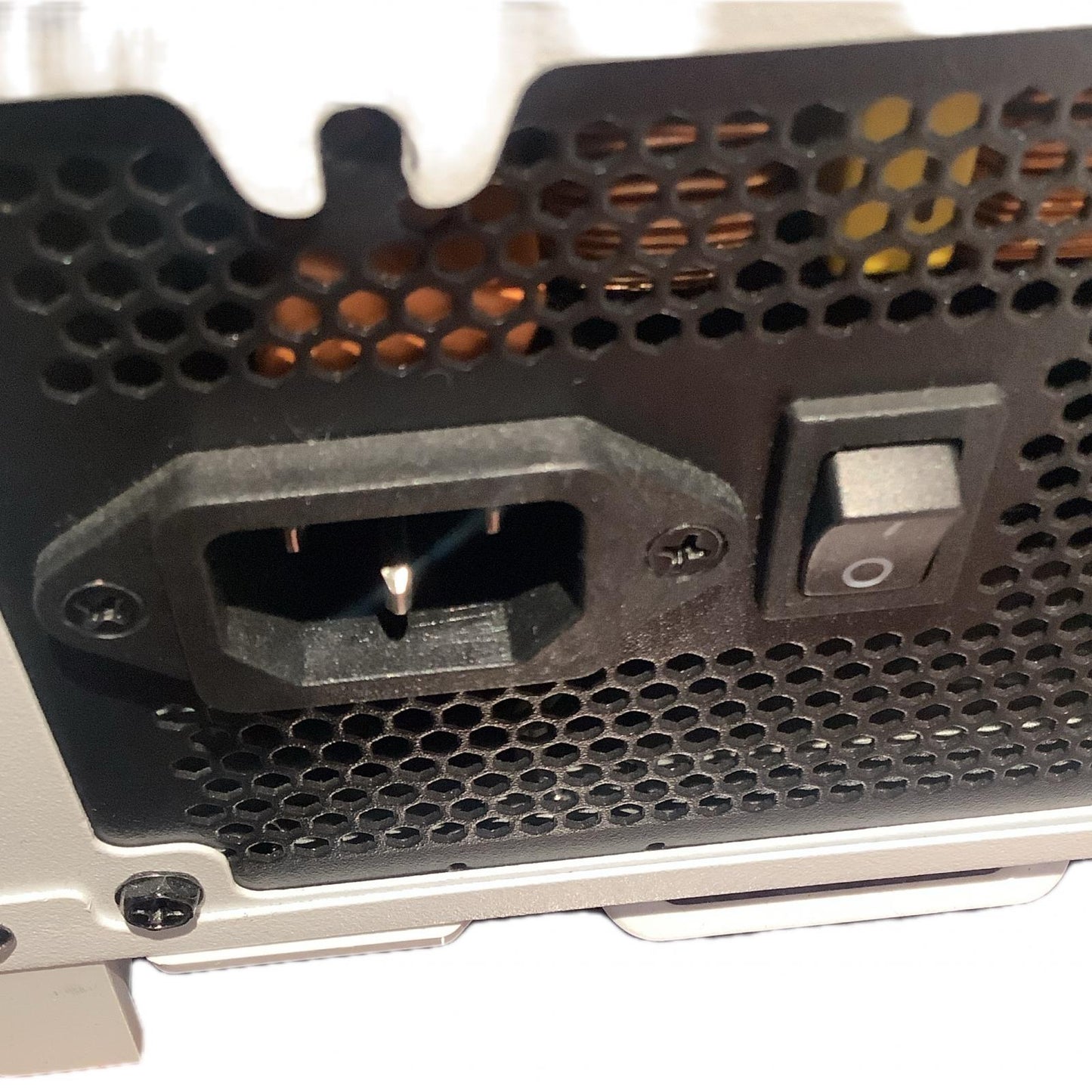 【全額返金保証】【最速発送】自作PC core i7 13700 13th 32GB SSD 1TB 超美品 動作確認済