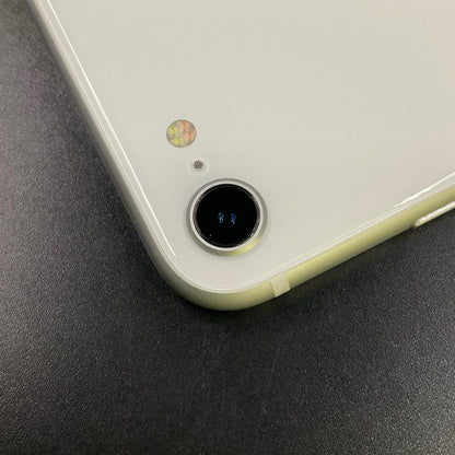 【全額返金保証】【最速発送】Apple iPhone iPhone SE（第2世代） 64GB ホワイト Softbank 白ロム 動作確認済 85%