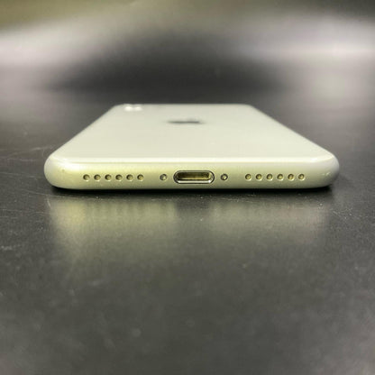 【全額返金保証】【最速発送】Apple iPhone iPhone SE（第2世代） 64GB ホワイト Softbank 白ロム 動作確認済 85%
