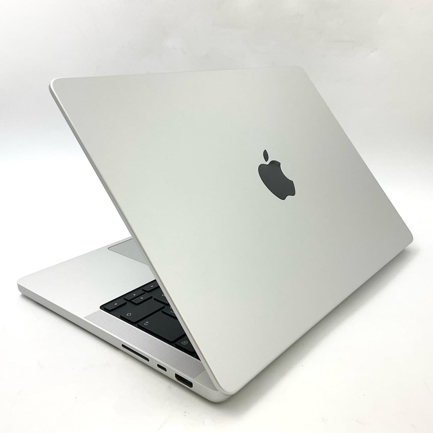 【全額返金保証】【最速発送】Apple MacBook Pro 14インチ 2024 Apple M4 24GB SSD 512GB シルバー 97.9% 動作確認済