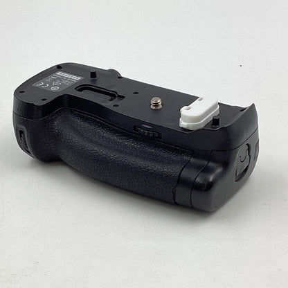 【全額返金保証】【最速発送】Nikon MB-D18 動作確認済