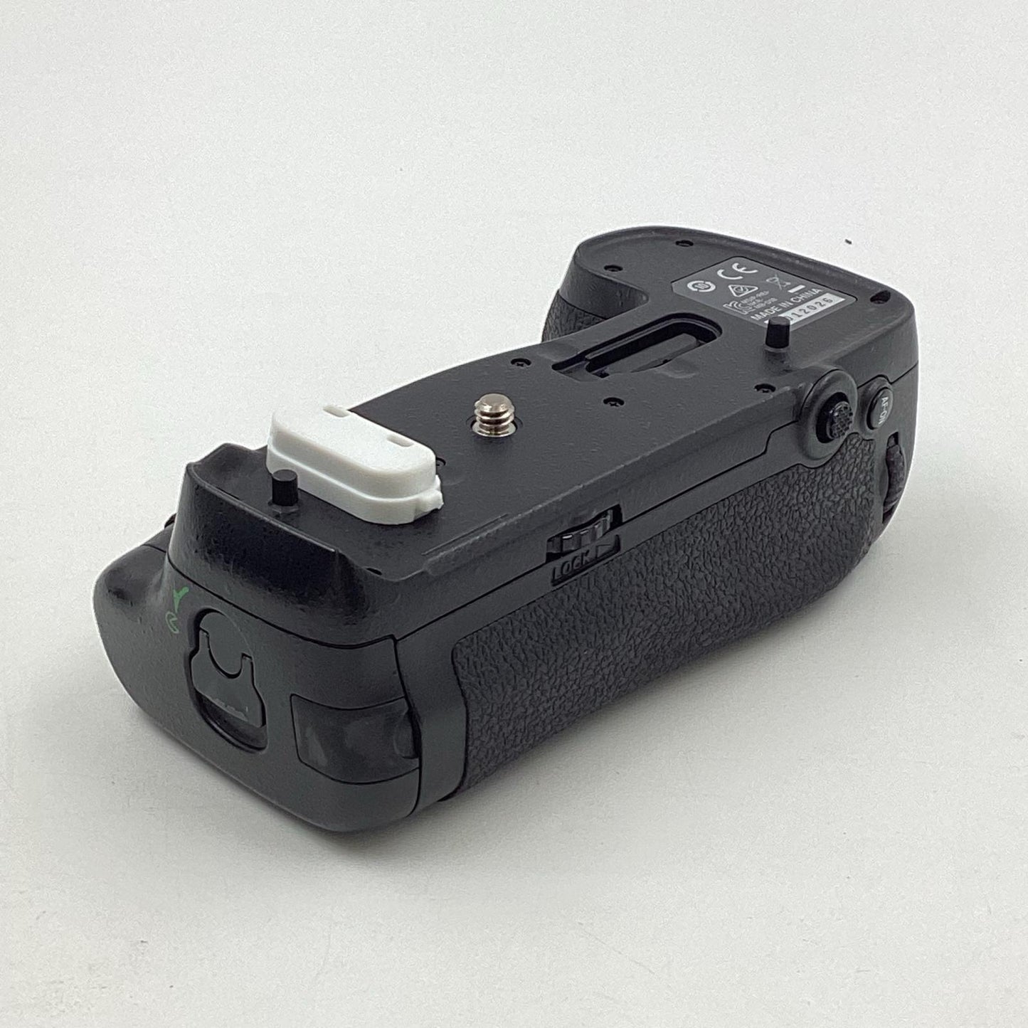 【全額返金保証】【最速発送】Nikon MB-D18 動作確認済