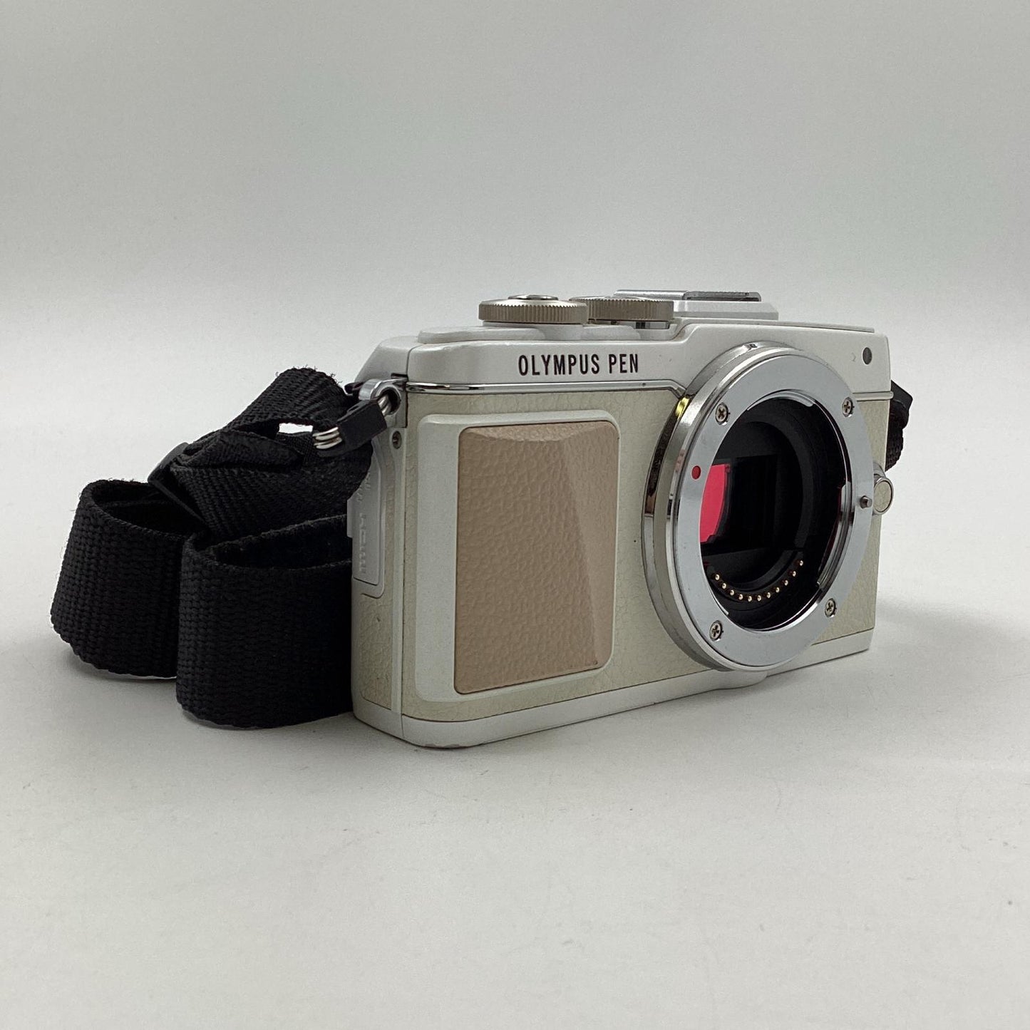 【全額返金保証】【最速発送】OLYMPUS デジタル一眼 OLYMPUS PEN E-PL7 ボディ ホワイト 動作確認済