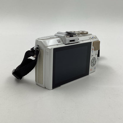 【全額返金保証】【最速発送】OLYMPUS デジタル一眼 OLYMPUS PEN E-PL7 ボディ ホワイト 動作確認済