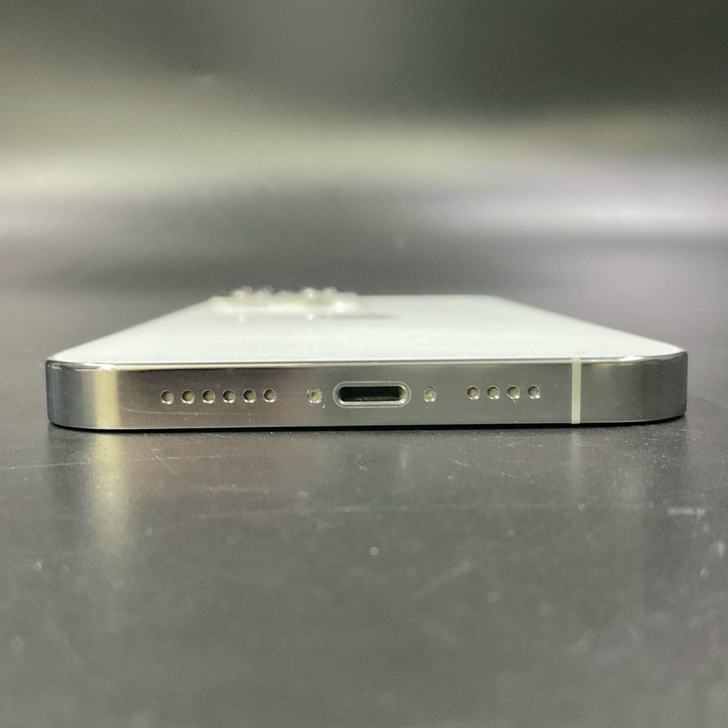【全額返金保証】【最速発送】Apple iPhone iPhone 13 Pro Max 128GB シルバー Softbank 白ロム 動作確認済 85%