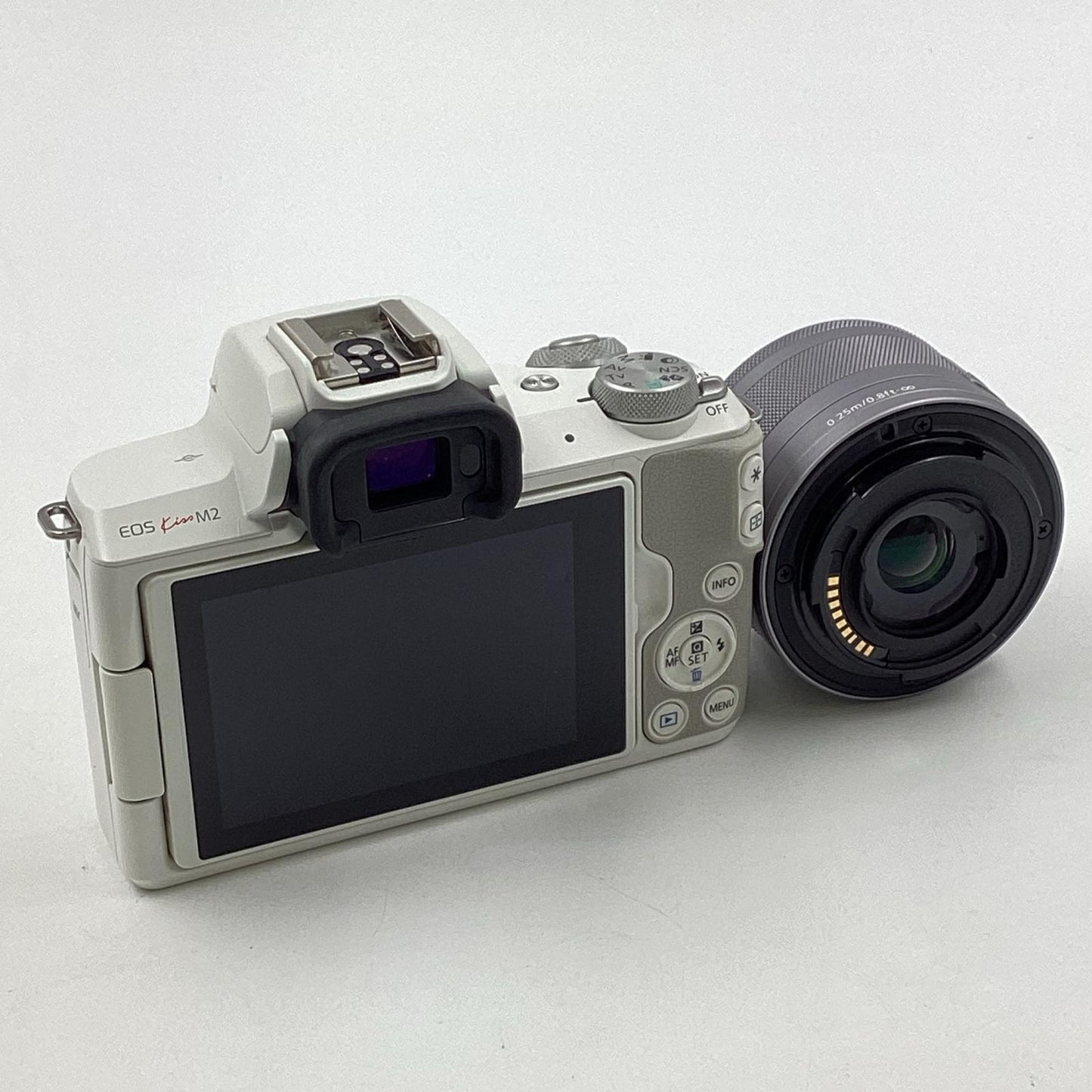 【全額返金保証】【最速発送】Canon デジタル一眼 EOS Kiss M2 EF-M15-45 IS STM レンズキット ホワイト 美品 動作確認済