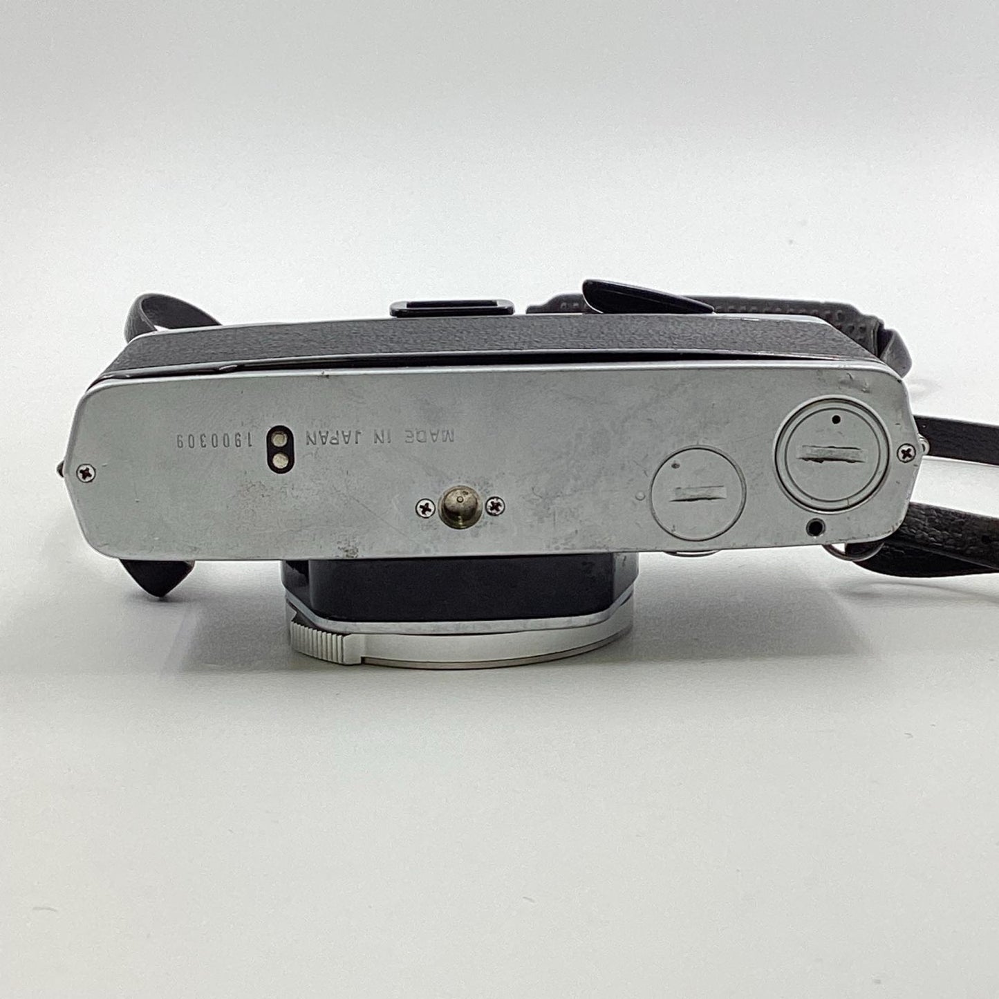 【最速発送】OLYMPUS OM-1N シルバー ボディ【難有】