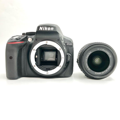【全額返金保証】【最速発送】Nikon デジタル一眼 D5300 18-55 VR IIレンズキット ブラック 美品 動作確認済
