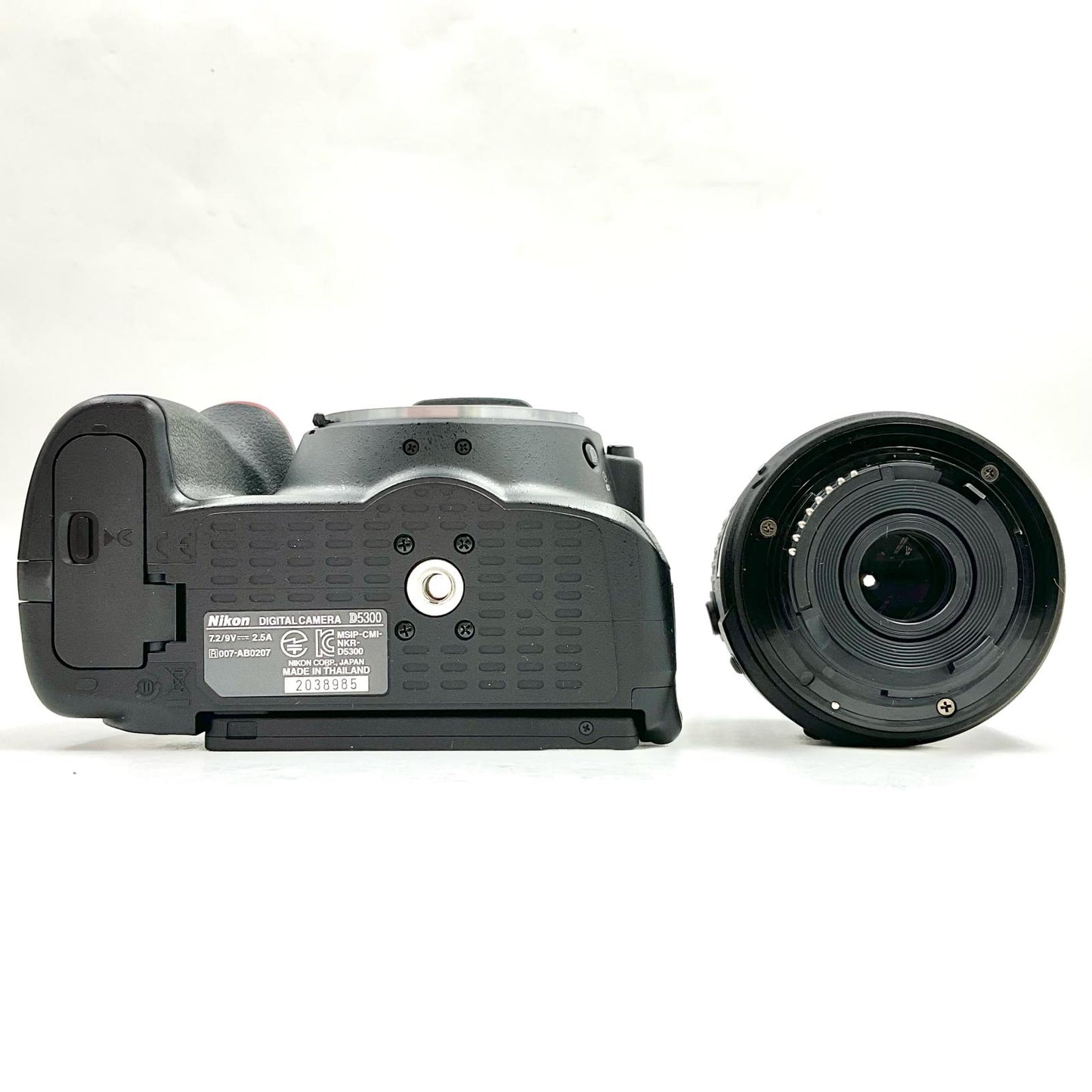 【全額返金保証】【最速発送】Nikon デジタル一眼 D5300 18-55 VR IIレンズキット ブラック 美品 動作確認済